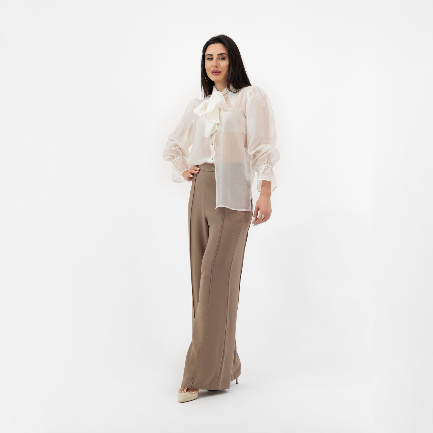 ELEGANT ESSENCE TOP